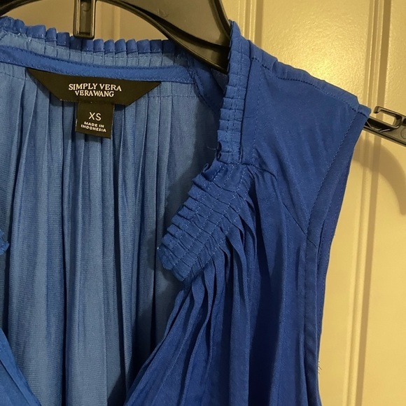 SLEEVELESS V-NECK SIMPLY VERA VERAWANG XS BLOUSE GORGEOUS BLUE GATHERING ACCENTS - Picture 7 of 13